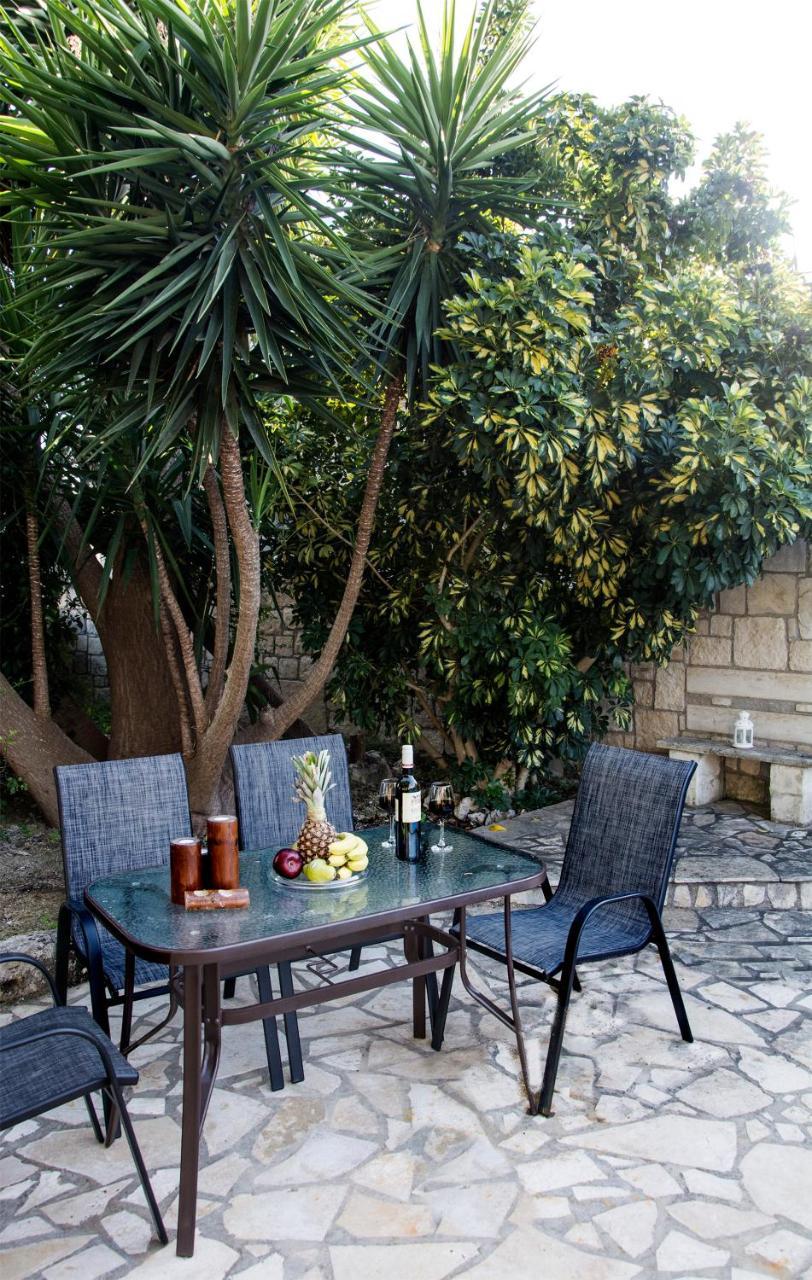 Dimitris Holiday home *